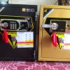 Két sắt nhập khẩu Hanchi KV500VT - Điện tử màu đen